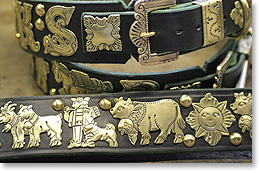 Appenzeller Gürtel Appenzeller Sattlerei ein Handwerk das Hundebänder für die Appenzellerhunde herstellt
